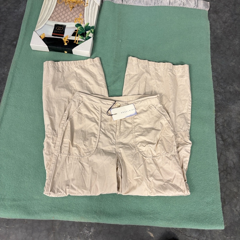 NWT Angel Kiss Tan Lightweight Cargo Pants Back Elastic Waist Wide Leg Women’s L - Picture 16 of 16